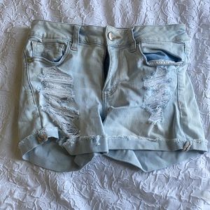 Size 6 American eagle shorts